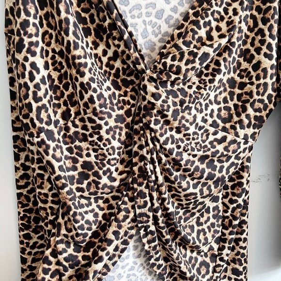 Fashion Nova Don't Get This Twisted Leopard Twist Long Sleeve Top - M - Picture 6 of 9